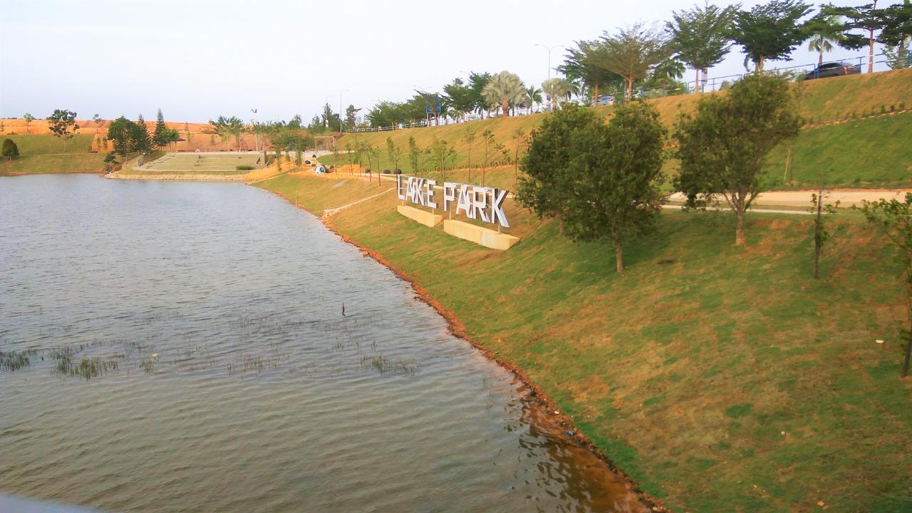 Impianacasa Kluang Homestay Dış mekan fotoğraf